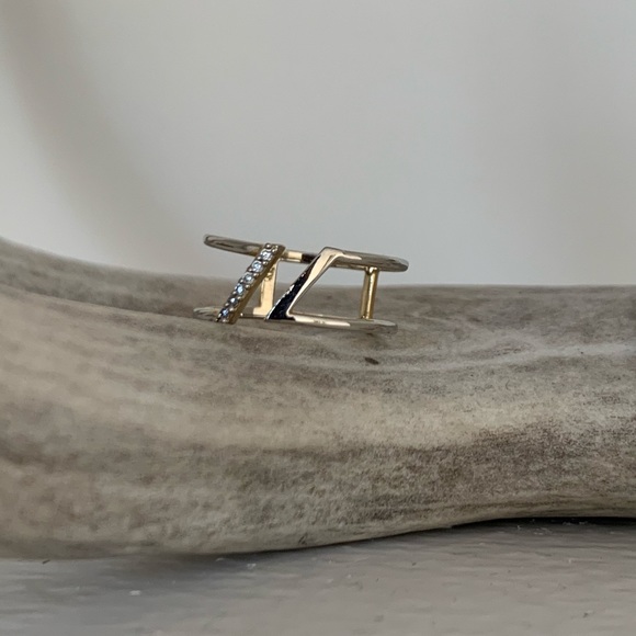 Ring - Picture 2 of 2